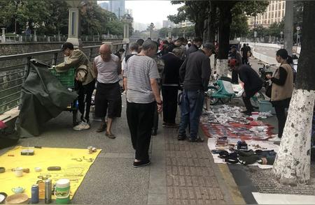 昆明旧货集市：探寻常有珍宝的神秘之地